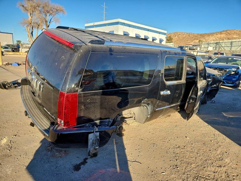 Photo 3 from auction – 2010 CADILLAC ESCALADE with VIN 1GYUCJEF3AR249265