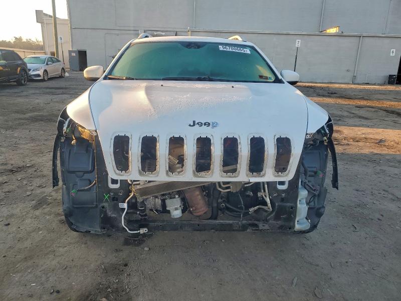 Photo 5 from auction – 2018 JEEP CHEROKEE L with VIN 1C4PJMLB2JD570382
