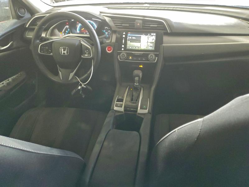 Photo 8 from auction – 2017 HONDA CIVIC EX with VIN 19XFC2F77HE231305
