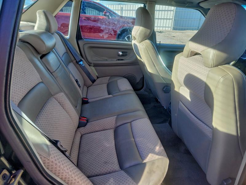 Photo 10 from auction – 2000 VOLVO S70 BASE with VIN YV1LS61JXY2628529