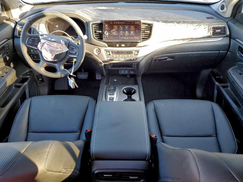 Photo 8 from auction – 2025 HONDA RIDGELINE with VIN 5FPYK3F57SB043750
