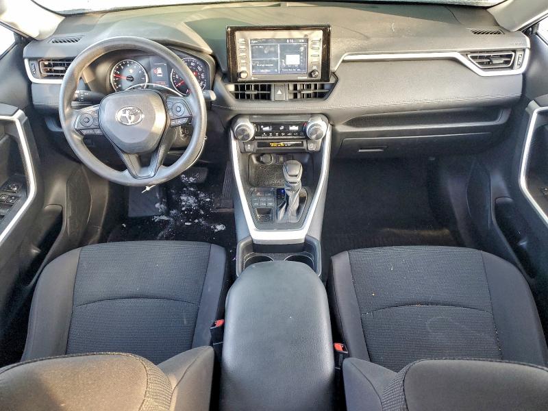 Photo 8 from auction – 2021 TOYOTA RAV4 LE with VIN 2T3F1RFV3MC197828
