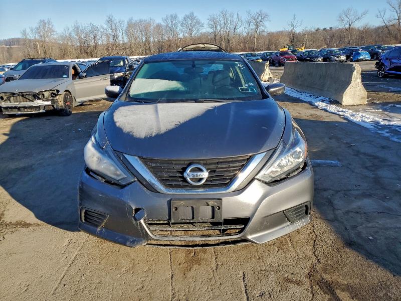 Photo 5 from auction – 2017 NISSAN ALTIMA 2.5 with VIN 1N4AL3AP7HC240834
