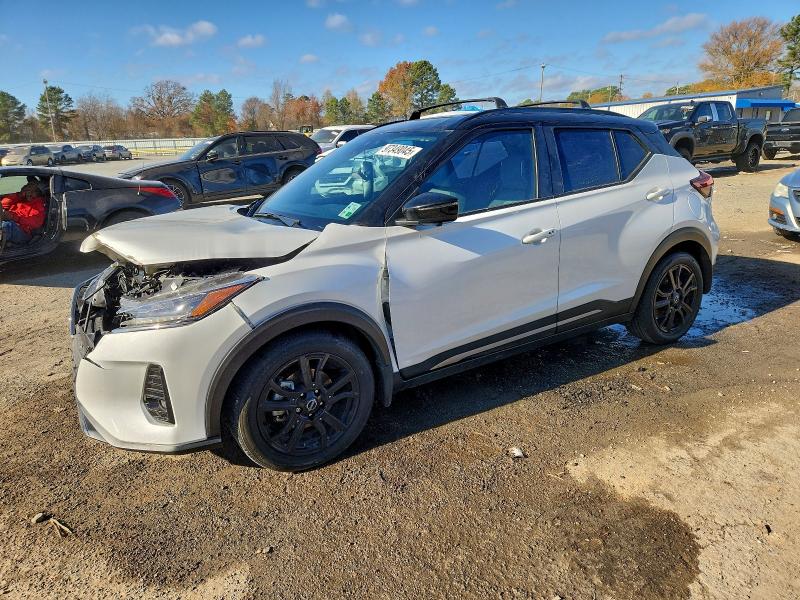 NISSAN KICKS SR 2023 with VIN 3N1CP5DV6PL553117 - Photo from auction