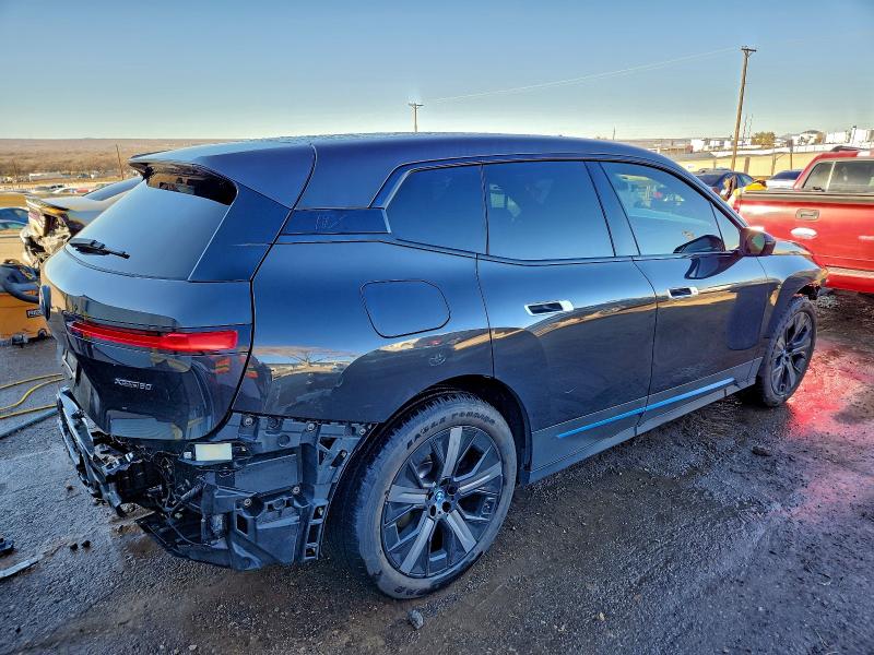 Photo 3 from auction – 2023 BMW IX XDRIVE5 with VIN WB523CF05PCL75847