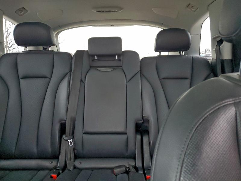 Photo 10 from auction – 2019 AUDI Q7 PREMIUM with VIN WA1LABF71KD009824