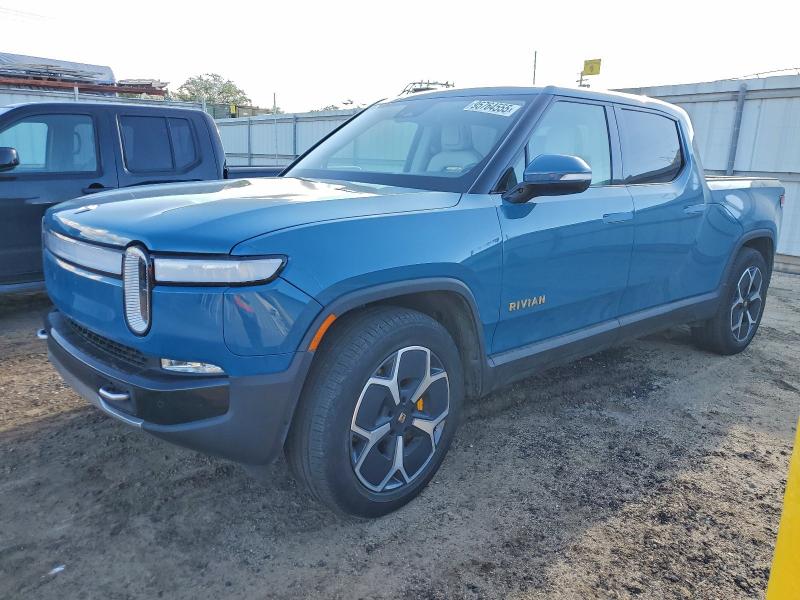 RIVIAN R1T ADVENT 2022 with VIN 7FCTGAAA0NN010702 - Photo from auction