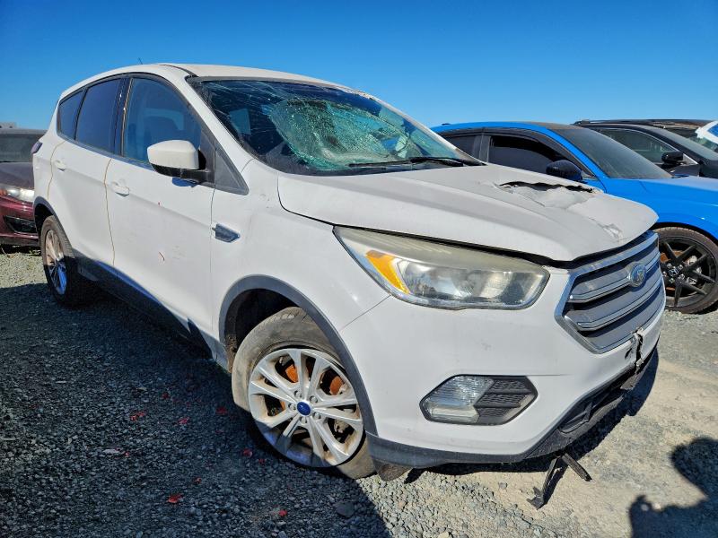 Photo 4 from auction – 2017 FORD ESCAPE SE with VIN 1FMCU0GD4HUD12087