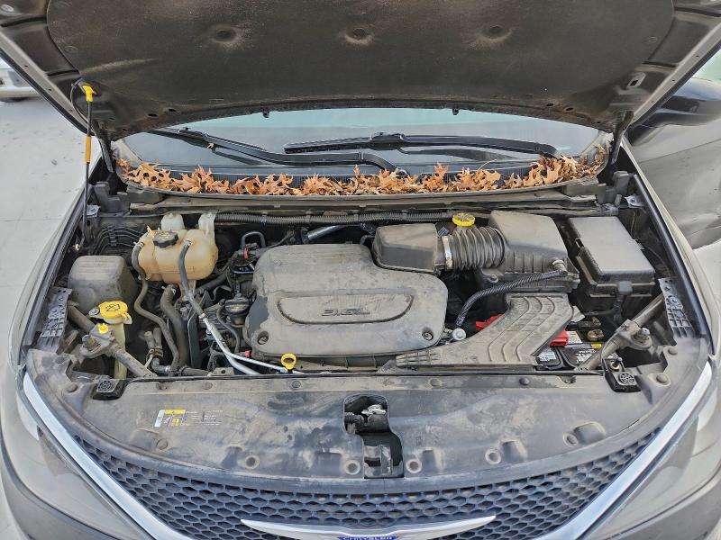 Photo 12 from auction – 2020 CHRYSLER VOYAGER with VIN 2C4RC1DG0LR264826