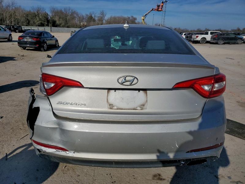 Photo 6 from auction – 2015 HYUNDAI SONATA SE with VIN 5NPE24AF1FH001650