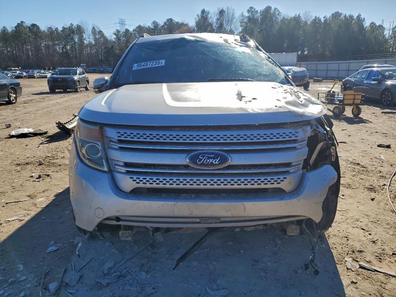 Photo 5 from auction – 2012 FORD EXPLORER L with VIN 1FMHK8F88CGA57773