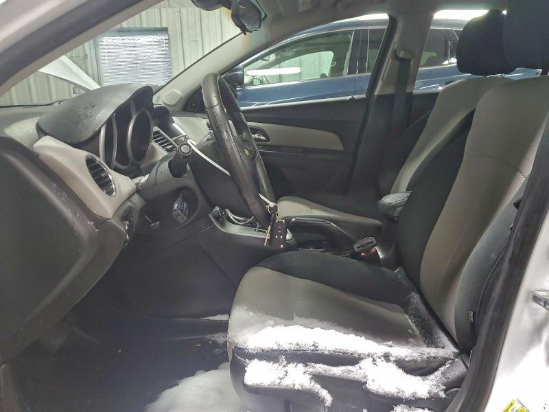 Photo 7 from auction – 2011 CHEVROLET CRUZE LS with VIN 1G1PC5SH5B7272052