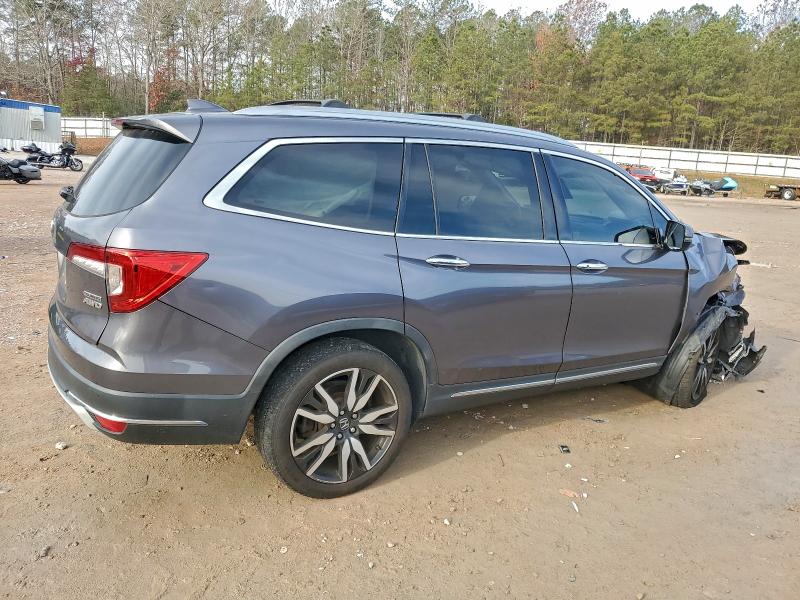 Photo 3 from auction – 2019 HONDA PILOT TOUR with VIN 5FNYF6H99KB019514