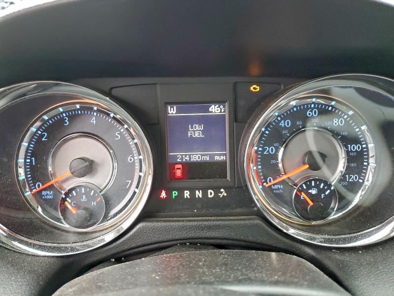 Photo 9 from auction – 2014 CHRYSLER TOWN & COU with VIN 2C4RC1BG5ER382201
