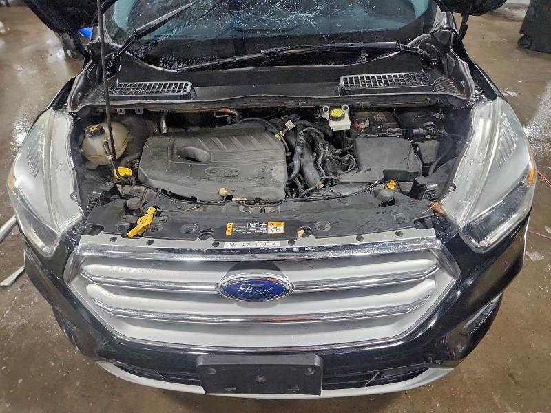 Photo 12 from auction – 2017 FORD ESCAPE SE with VIN 1FMCU9GD5HUE44232