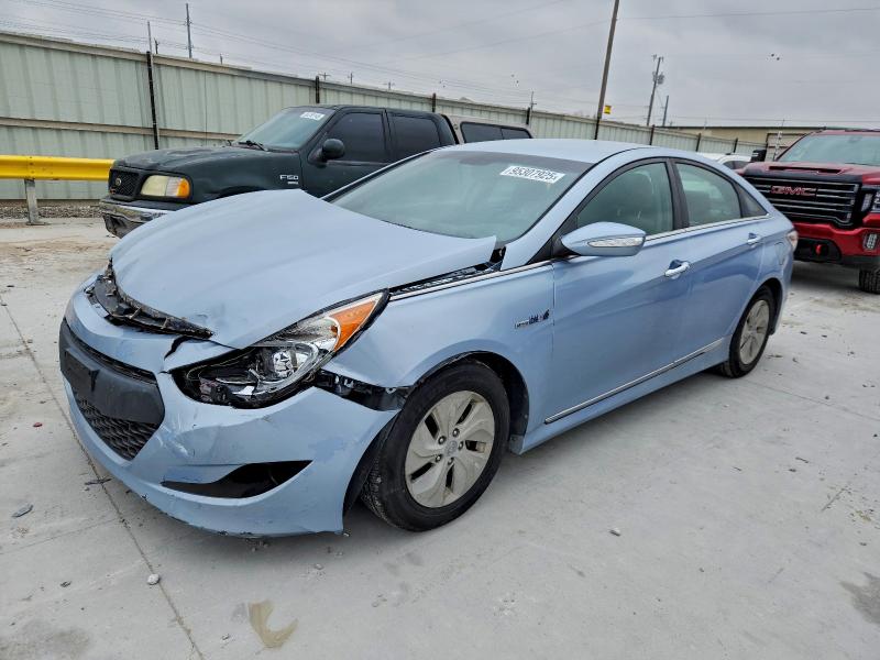 HYUNDAI SONATA HYB 2015 with VIN KMHEC4A49FA133151 - Photo from auction