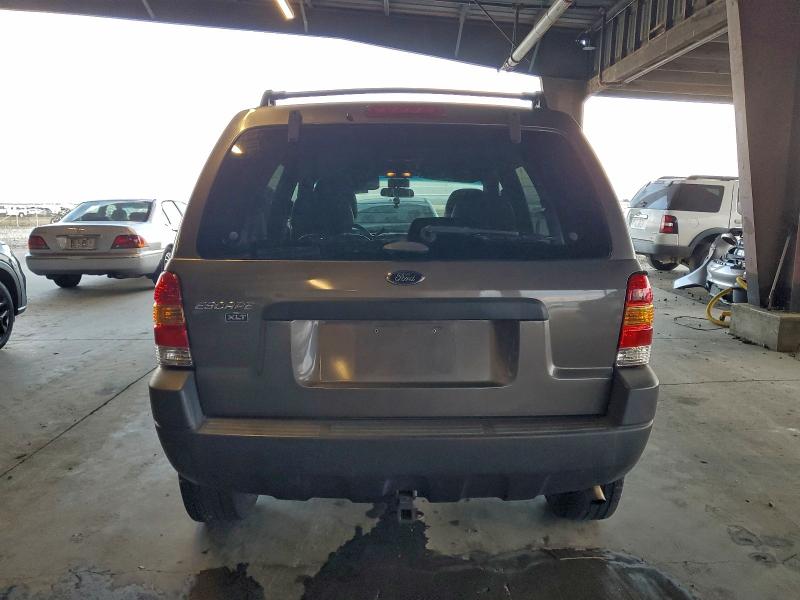 Photo 6 from auction – 2002 FORD ESCAPE XLT with VIN 1FMYU04192KA93520