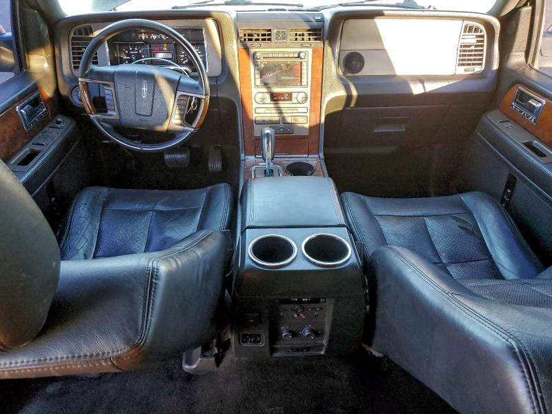 Photo 8 from auction – 2013 LINCOLN NAVIGATOR with VIN 5LMJJ2J59DEL01455