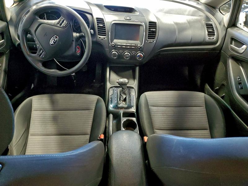Photo 8 from auction – 2018 KIA FORTE LX with VIN 3KPFL4A77JE211760