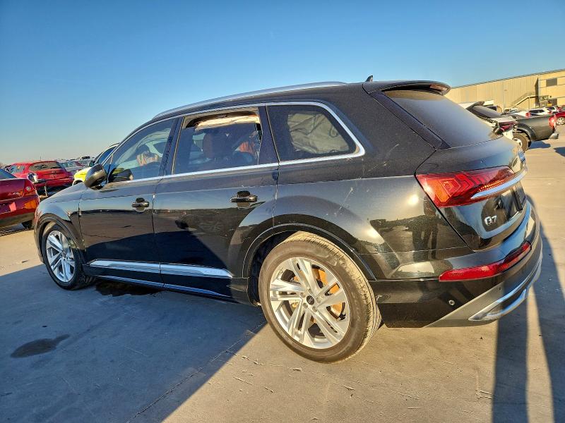 Photo 2 from auction – 2023 AUDI Q7 PRESTIG with VIN WA1VXBF73PD021665
