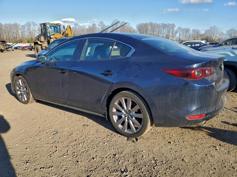 Photo 2 from auction – 2023 MAZDA 3 SELECT with VIN 3MZBPABM1PM377368