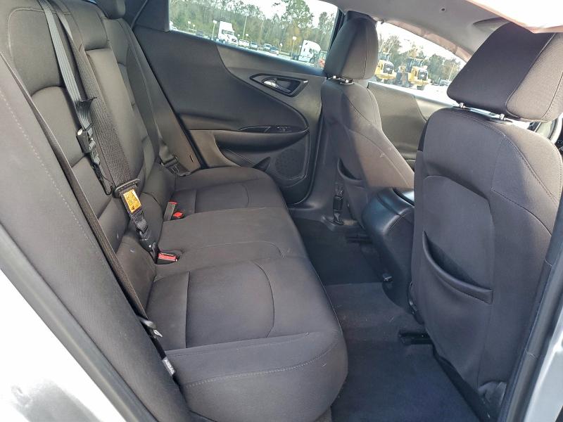 Photo 10 from auction – 2018 CHEVROLET MALIBU LS with VIN 1G1ZB5ST3JF158152