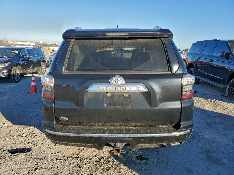 Photo 6 from auction – 2016 TOYOTA 4RUNNER SR with VIN JTEBU5JR6G5327597