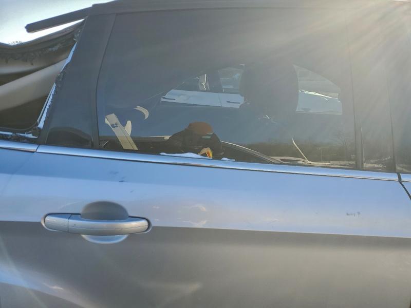 Photo 11 from auction – 2016 FORD ESCAPE SE with VIN 1FMCU9GX2GUA00993