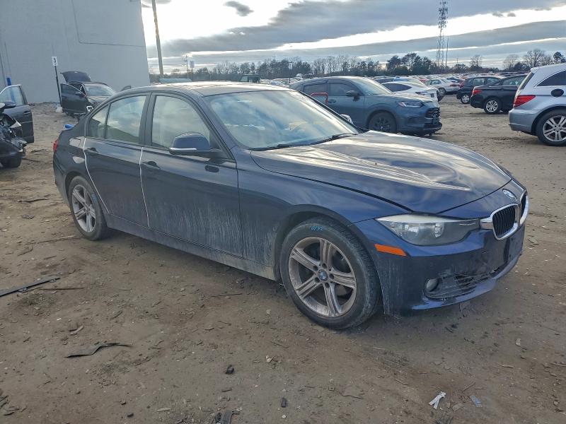 Photo 4 from auction – 2015 BMW 328 XI with VIN WBA3B3G5XFNR86575