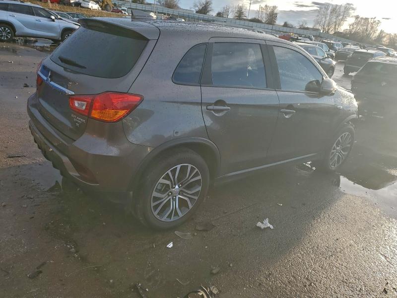 Photo 3 from auction – 2018 MITSUBISHI OUTLANDER with VIN JA4AR3AW6JU021339
