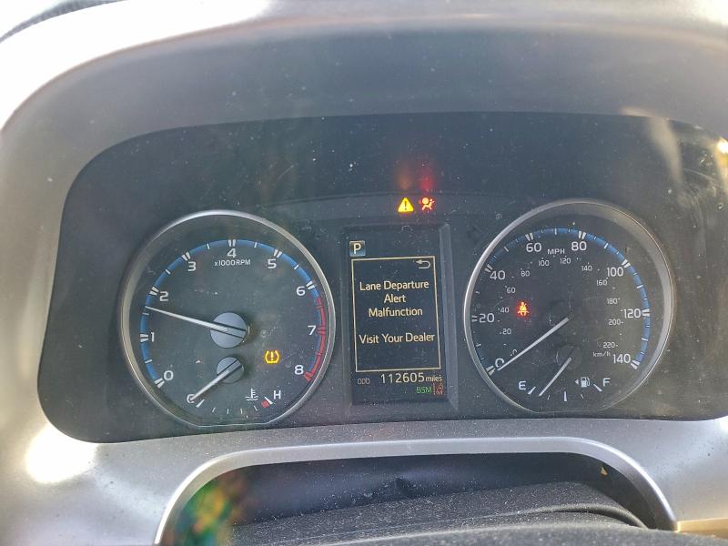 Photo 9 from auction – 2018 TOYOTA RAV4 ADVEN with VIN JTMRFREV2JJ235591