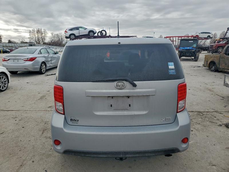 Photo 6 from auction – 2013 TOYOTA SCION XB with VIN JTLZE4FE6DJ044785