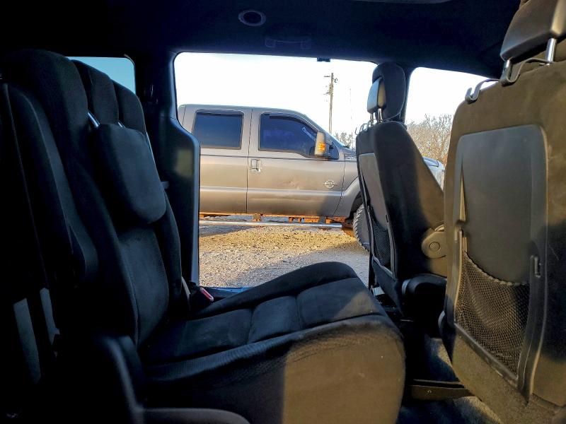 Photo 11 from auction – 2015 DODGE GRAND CARA with VIN 2C4RDGCG0FR624747