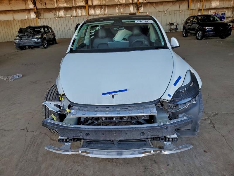 Photo 5 from auction – 2022 TESLA MODEL Y with VIN 7SAYGDEF6NF396790