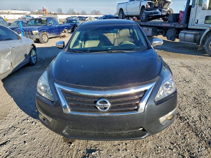 Photo 5 from auction – 2015 NISSAN ALTIMA 3.5 with VIN 1N4BL3AP7FC439562