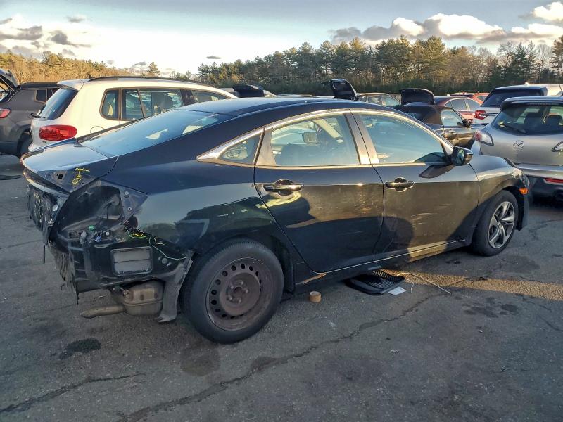 Photo 3 from auction – 2019 HONDA CIVIC LX with VIN 2HGFC2F6XKH507755