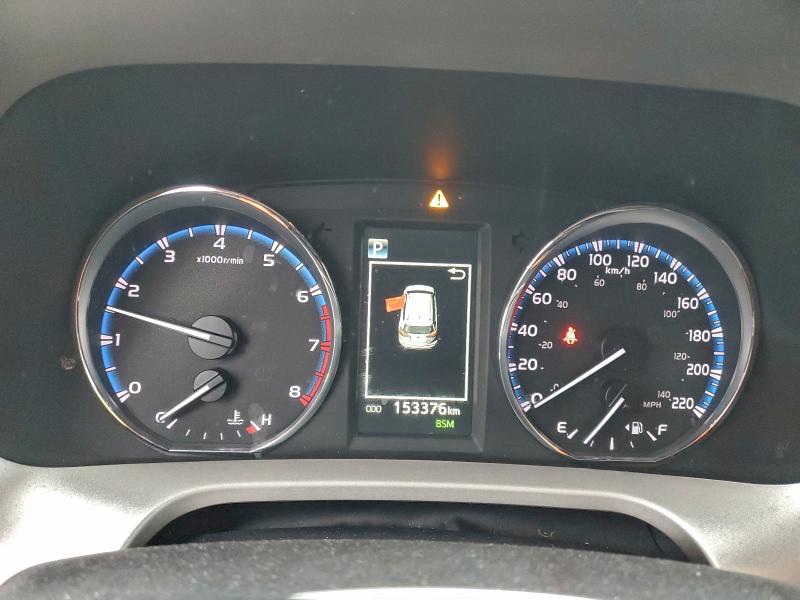 Photo 9 from auction – 2017 TOYOTA RAV4 XLE with VIN 2T3WFREV6HW325583