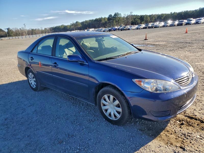 Photo 4 from auction – 2006 TOYOTA CAMRY LE with VIN JTDBE30K763055064
