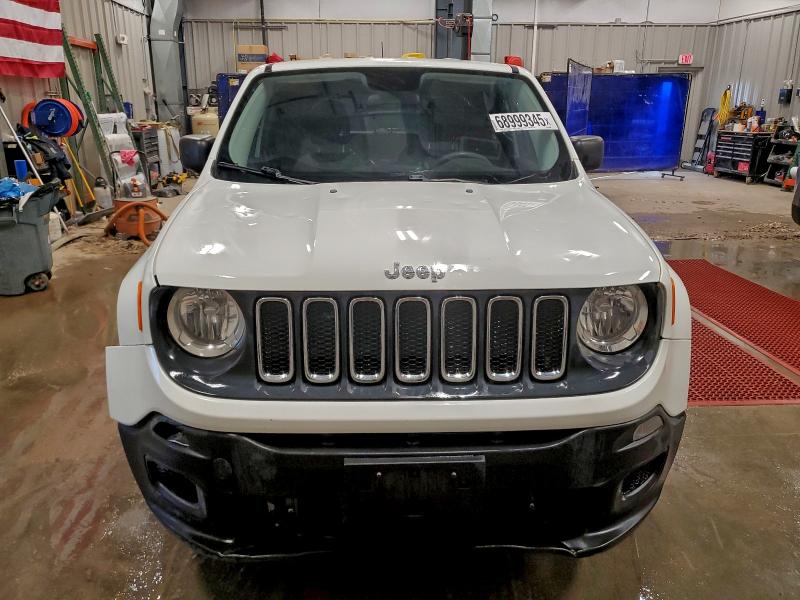 Photo 5 from auction – 2016 JEEP RENEGADE with VIN ZACCJBATXGPD97963