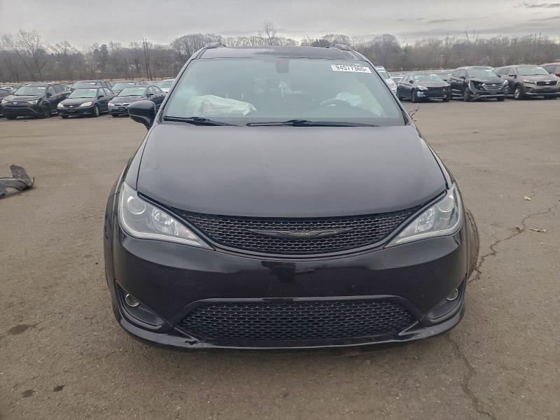 Photo 5 from auction – 2019 CHRYSLER PACIFICA T with VIN 2C4RC1BG9KR532192