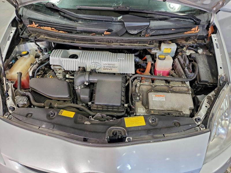 Photo 11 from auction – 2011 TOYOTA PRIUS with VIN JTDKN3DUXB5277317