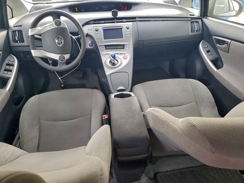 Photo 8 from auction – 2014 TOYOTA PRIUS with VIN JTDKN3DU1E1760951