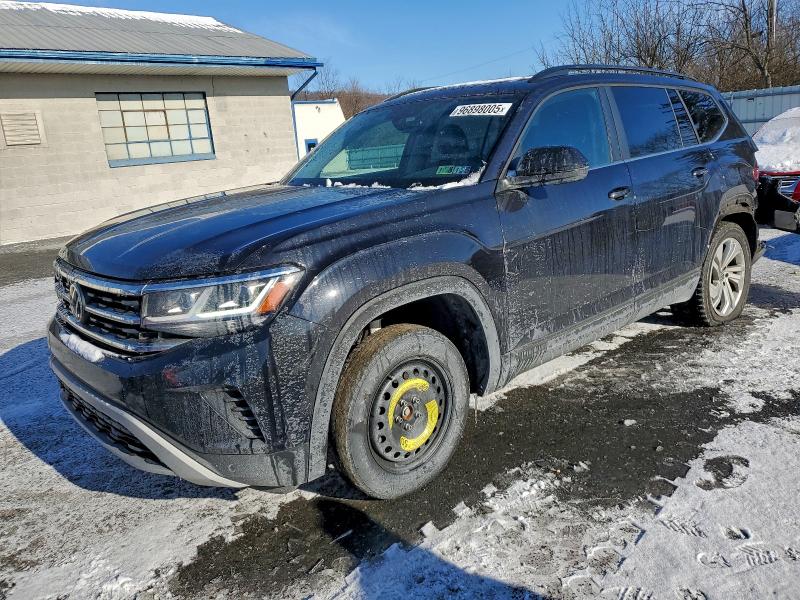 VOLKSWAGEN ATLAS SE 2022 with VIN 1V2KR2CA3NC547945 - Photo from auction