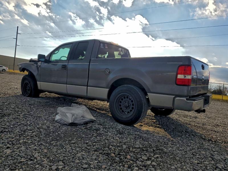 Photo 2 from auction – 2004 FORD F150 with VIN 1FTRX12W64NB82581