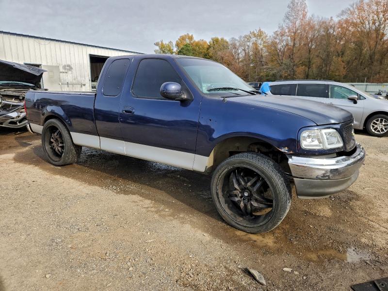 Photo 4 from auction – 2003 FORD F150 with VIN 1FTRX17W53NA42495