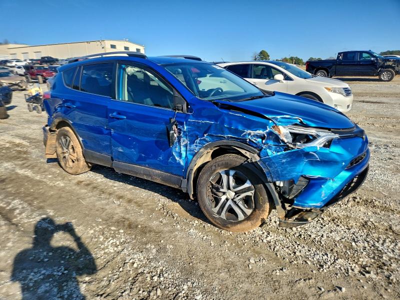 Photo 4 from auction – 2017 TOYOTA RAV4 LE with VIN JTMBFREV5HJ703969
