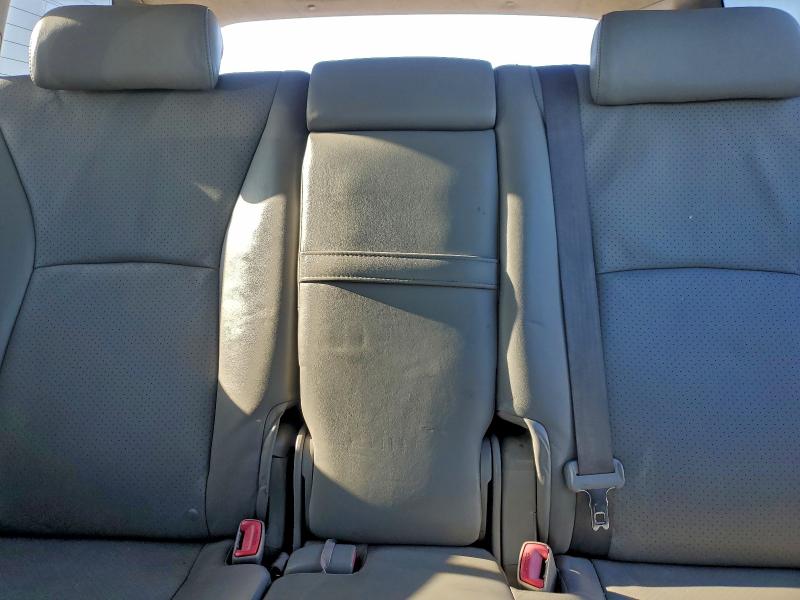 Фото 10 с аукциона – 2006 TOYOTA HIGHLANDER с VIN JTEDW21A960004197