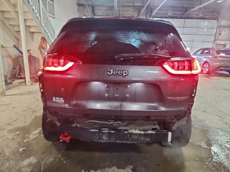 Photo 6 from auction – 2019 JEEP CHEROKEE T with VIN 1C4PJMBX6KD256989