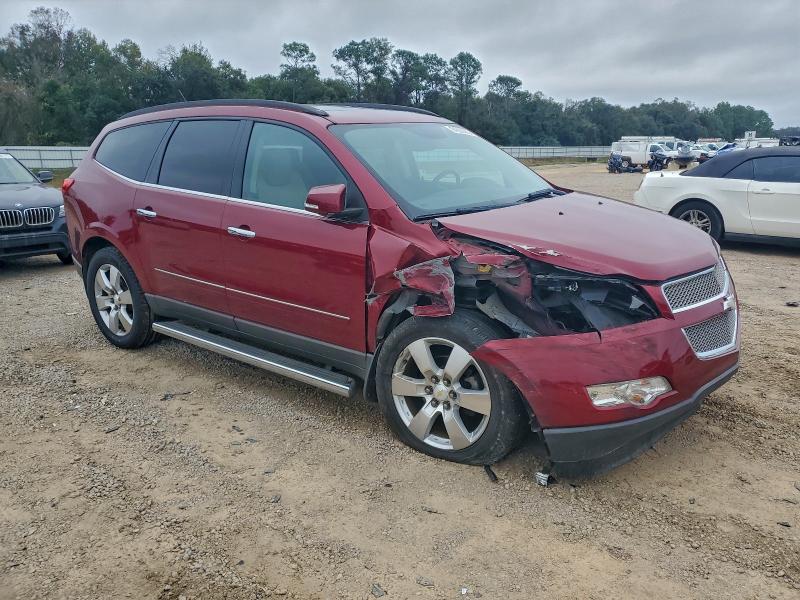 Photo 4 from auction – 2010 CHEVROLET TRAVERSE L with VIN 1GNLRHED2AJ228923