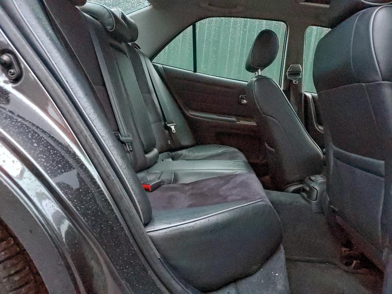 Photo 10 from auction – 2002 LEXUS IS 300 with VIN JTHBD192720042089